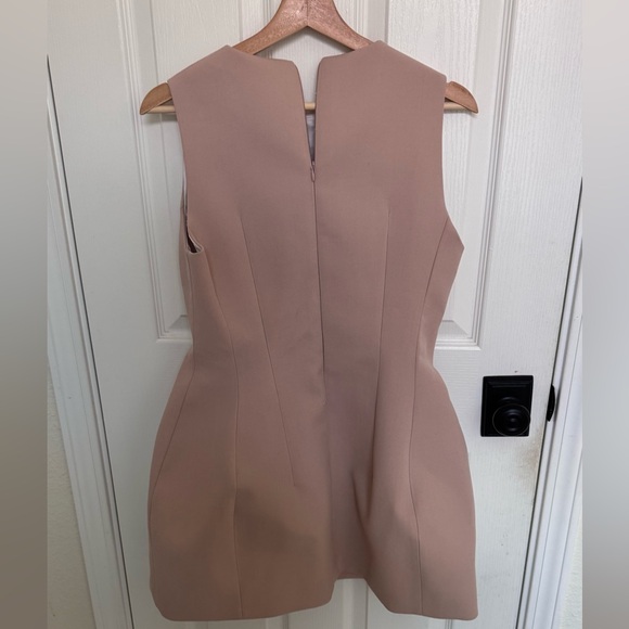 Zara voluminous mini dress - Picture 3 of 3